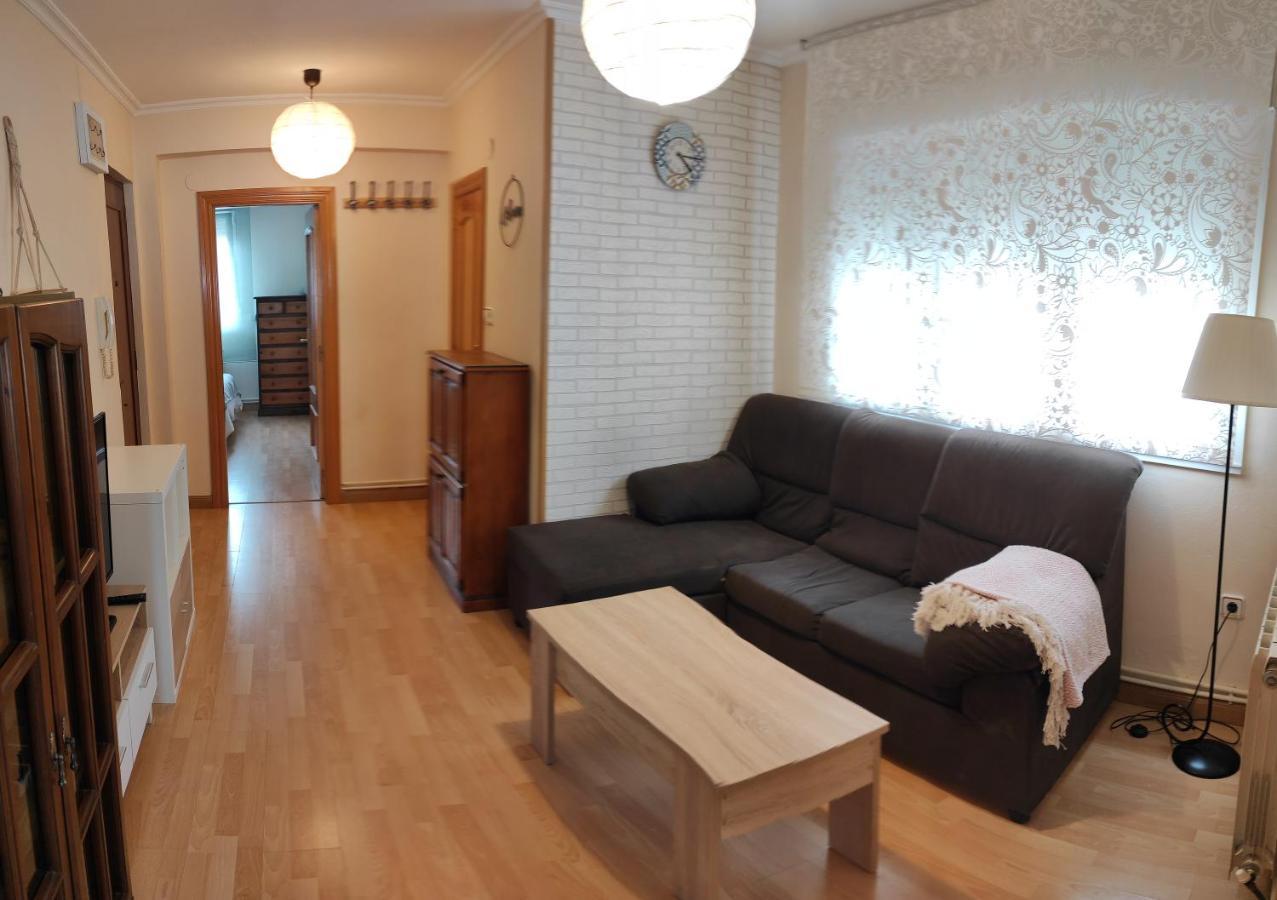 Apartamento De 2 Habitaciones A Un Paso De Begona Gijón Exterior foto