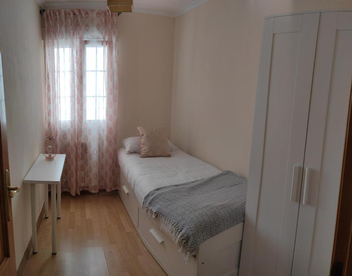 Apartamento De 2 Habitaciones A Un Paso De Begona Gijón Exterior foto
