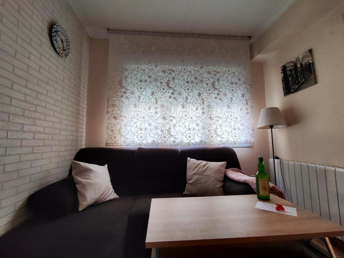 Apartamento De 2 Habitaciones A Un Paso De Begona Gijón Exterior foto